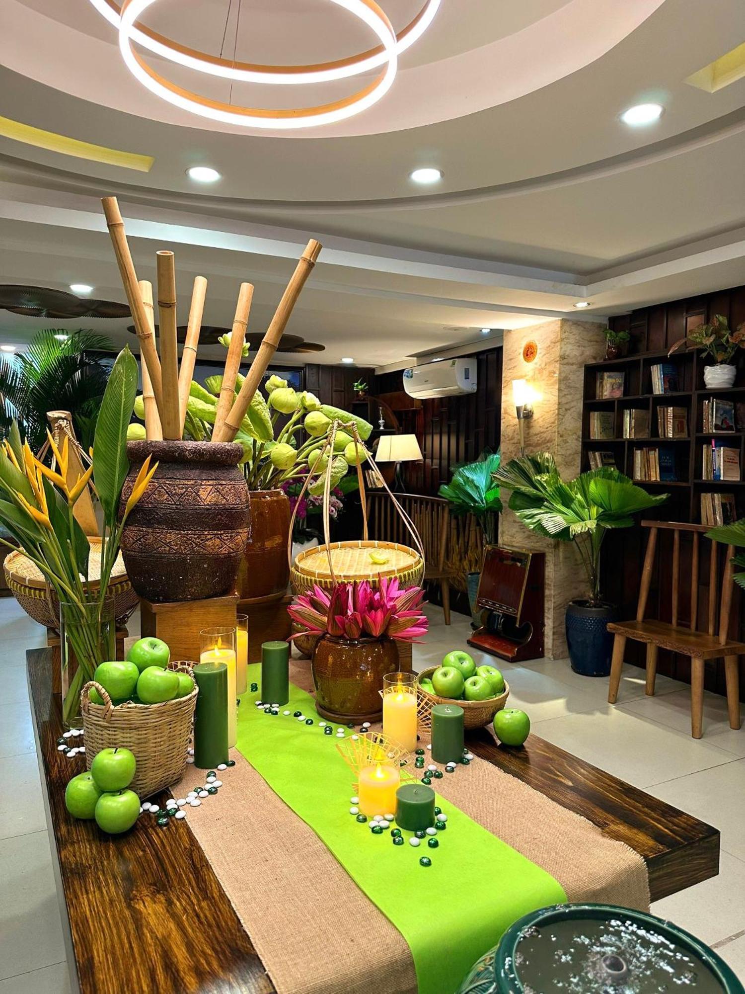 Happy Life Green Hotel Хошимин Екстериор снимка